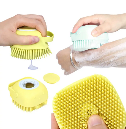Bonito cepillo de baño para perros