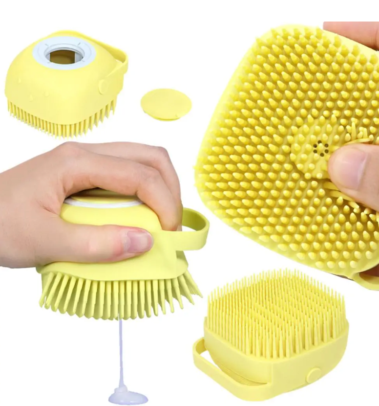 Bonito cepillo de baño para perros